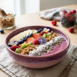 Smoothie bowl nem opskrift og idéer til topping